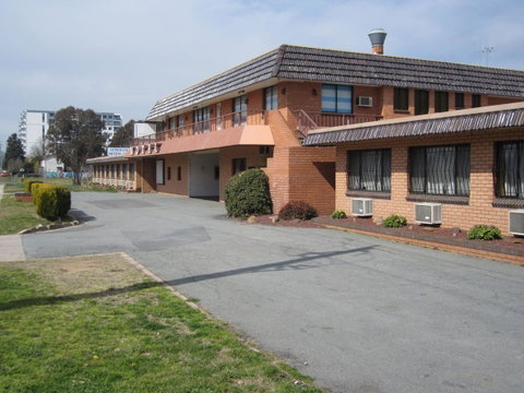 Canberra Lyneham Motor Inn - Accommodation Redcliffe 0