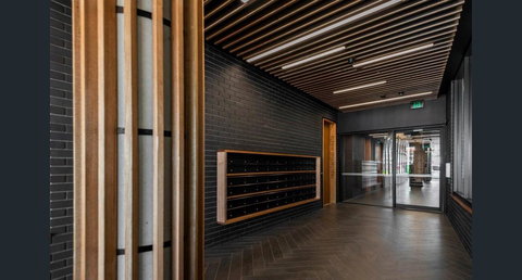 Stylish, Modern, Cute As A Button - Braddon CBD - Accommodation Redcliffe 1