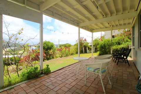 Bally High, 20 Dulconghi Street - Accommodation Redcliffe 1