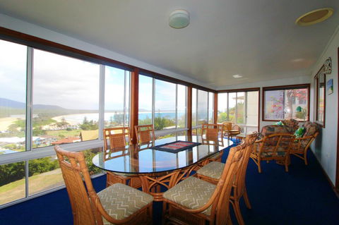 Bally High, 20 Dulconghi Street - Accommodation Redcliffe 8