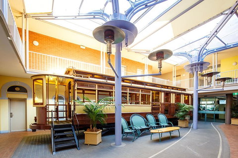 Quality Hotel Dickson - Accommodation Redcliffe 2