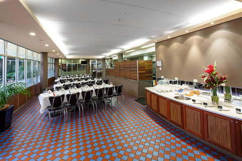 Quality Hotel Dickson - Accommodation Redcliffe 8