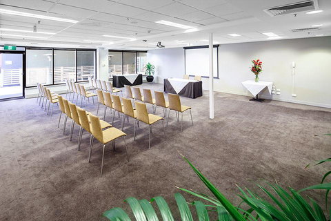 Quality Hotel Dickson - Accommodation Redcliffe 17