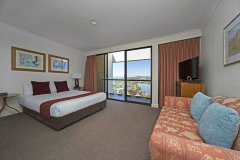 BreakFree Capital Tower Apartments - Accommodation Redcliffe 34