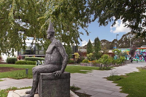 Canberra Luxury Apartment 3 - Accommodation Redcliffe 4