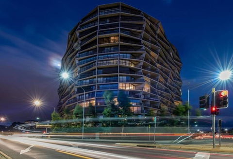 Canberra Luxury Apartment 3 - Accommodation Redcliffe 11