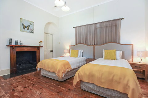 Wellington Courthouse - Accommodation Redcliffe 29