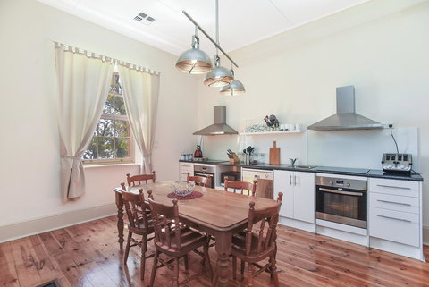 Wellington Courthouse - Accommodation Redcliffe 22