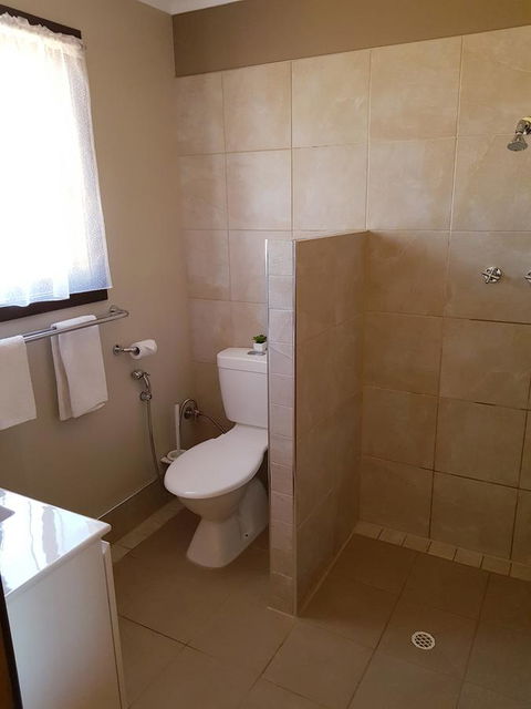 Windana Cottages - Accommodation Redcliffe 8