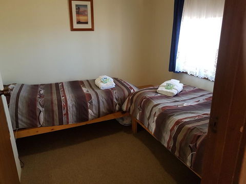 Windana Cottages - Accommodation Redcliffe 7