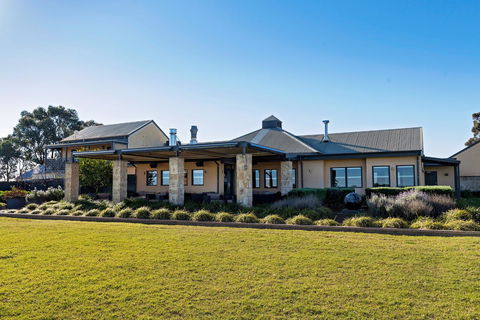 The Louise - Accommodation Redcliffe 3