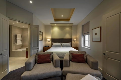 The Louise - Accommodation Redcliffe 19