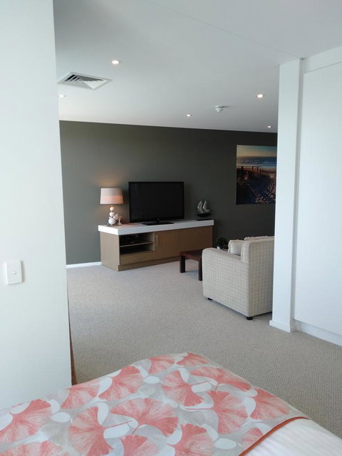 Wallaroo Marina Executive Apartments - Accommodation Redcliffe 3
