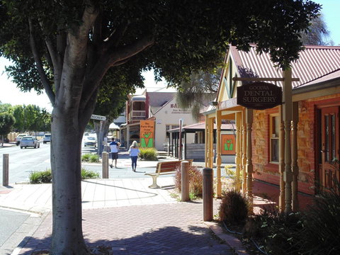 Baronet B & B - Accommodation Redcliffe 31