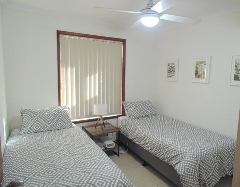Baronet B & B - Accommodation Redcliffe 12