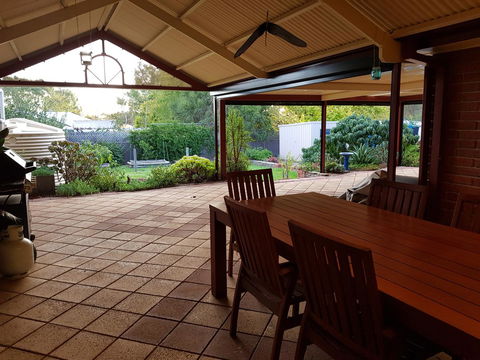 Frog Song At Willunga - Accommodation Redcliffe 13