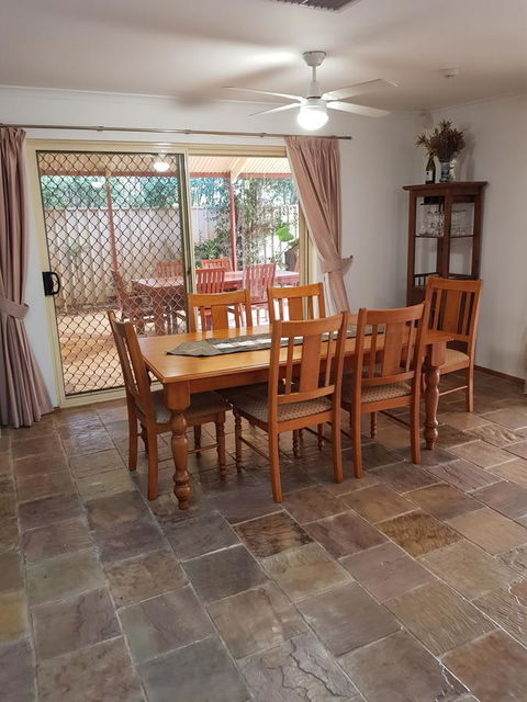 Frog Song At Willunga - Accommodation Redcliffe 9