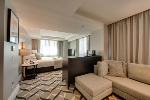 Mayfair Hotel - Accommodation Redcliffe 5