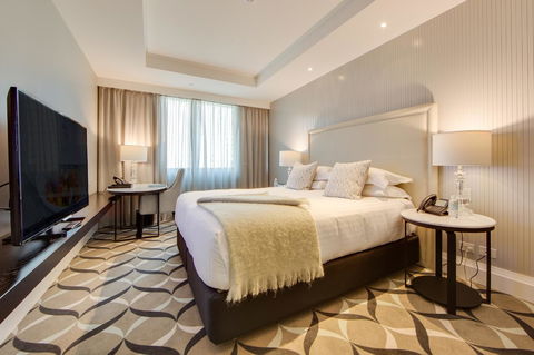 Mayfair Hotel - Accommodation Redcliffe 0