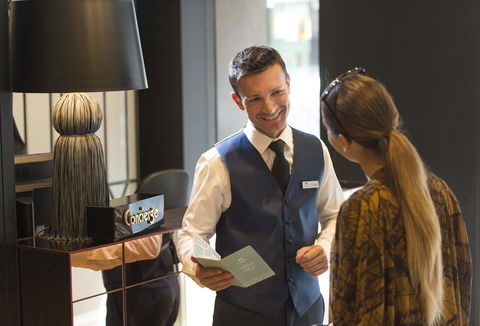Mayfair Hotel - Accommodation Redcliffe 28
