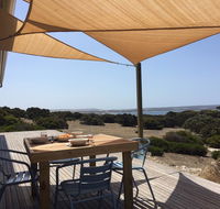 Wallaby Retreat - Accommodation Redcliffe