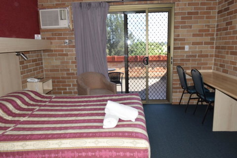 Windsor Terrace Motel - Accommodation Redcliffe 3
