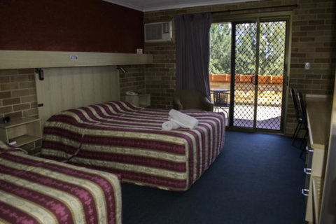Windsor Terrace Motel - Accommodation Redcliffe 12