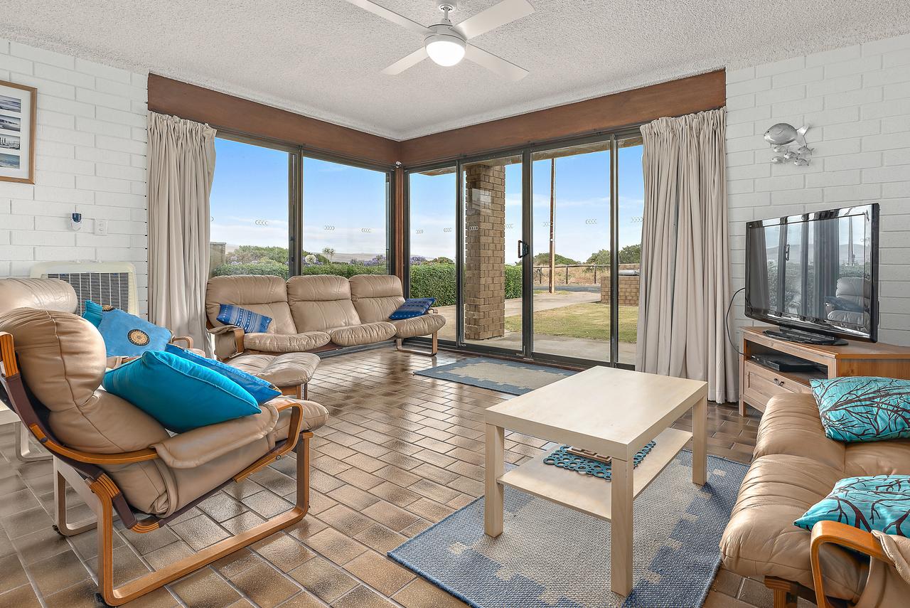 Aldinga Beach SA Accommodation Redcliffe