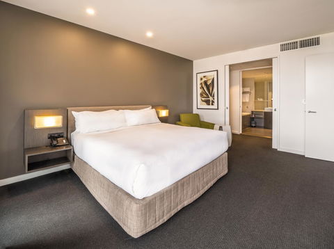 Pullman Adelaide - Accommodation Redcliffe 7