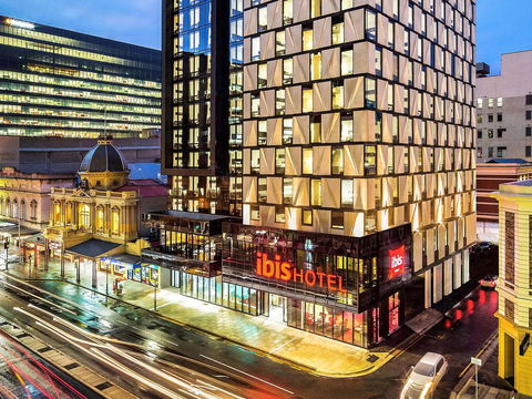 Ibis Adelaide - Accommodation Redcliffe 0