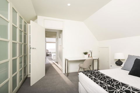 The Beach House @ Grange - Accommodation Redcliffe 6