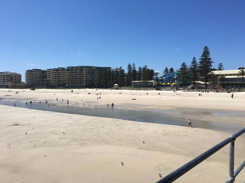 Luxury Beachside Accomodation - Accommodation Redcliffe 27