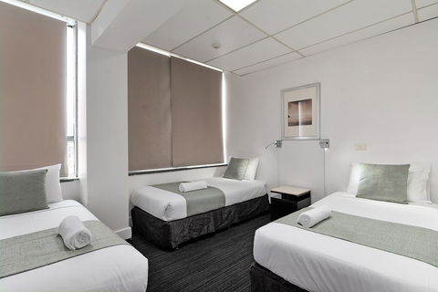 Cosmo On Bank - Accommodation Redcliffe 8