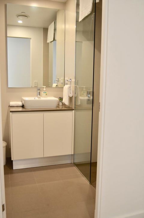VUEonKW - Accommodation Redcliffe 12