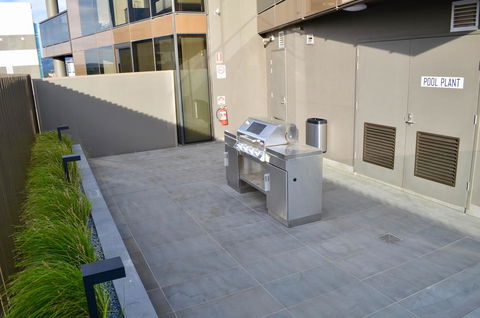 VUEonKW - Accommodation Redcliffe 14