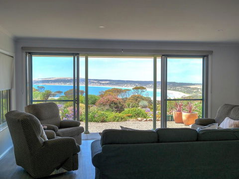 Emu Bay Holiday Homes - Accommodation Redcliffe 20