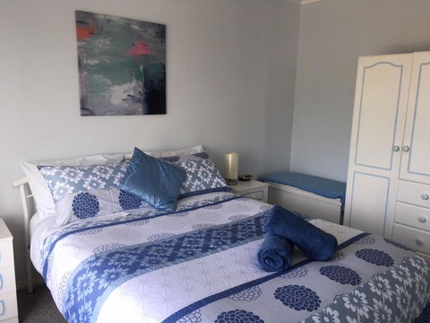 Emu Bay Holiday Homes - Accommodation Redcliffe 38