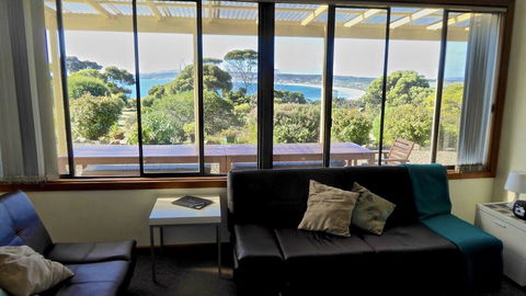 Emu Bay Holiday Homes - Accommodation Redcliffe 9