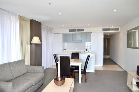 APTonNorthTCE - Accommodation Redcliffe 6