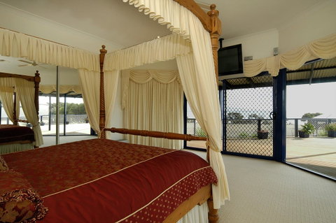 Doyles On The Bay - Accommodation Redcliffe 24