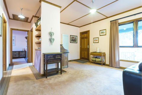 Rustic On 13th - Accommodation Redcliffe 16