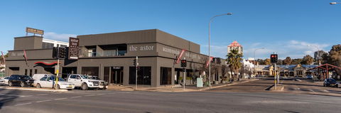 Astor Inn - Accommodation Redcliffe 18