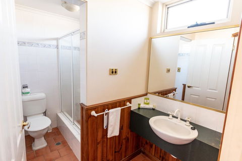Astor Inn - Accommodation Redcliffe 14