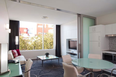 Adelaide Rockford - Accommodation Redcliffe 20