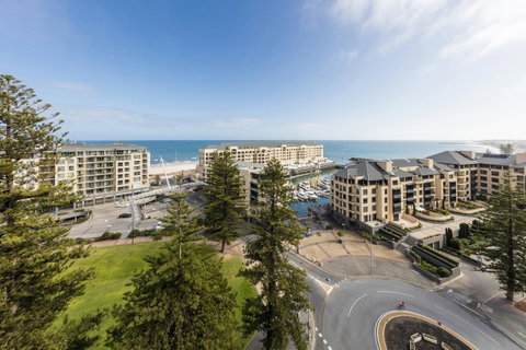 Oaks Glenelg Liberty Suites - Accommodation Redcliffe 17