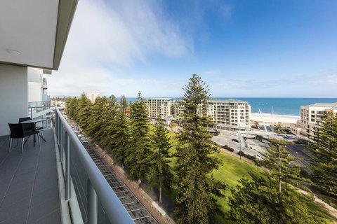 Oaks Glenelg Liberty Suites - Accommodation Redcliffe 13