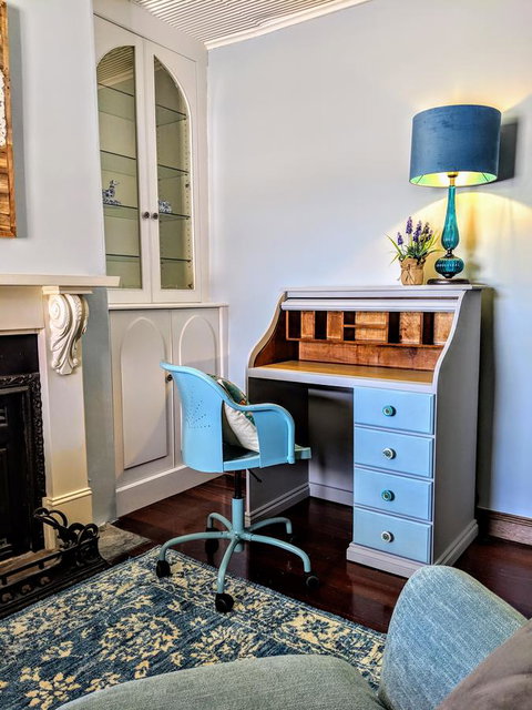 Inglenook Cottage - Accommodation Redcliffe 10