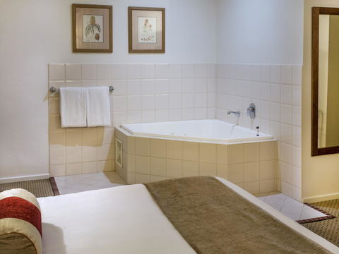 The Chancellor On Currie - Accommodation Redcliffe 41