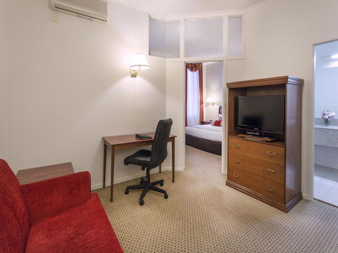 The Chancellor On Currie - Accommodation Redcliffe 42