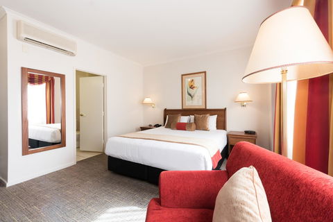 The Chancellor On Currie - Accommodation Redcliffe 19